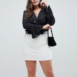 Democracy White Fringe Hem Jean Skirt